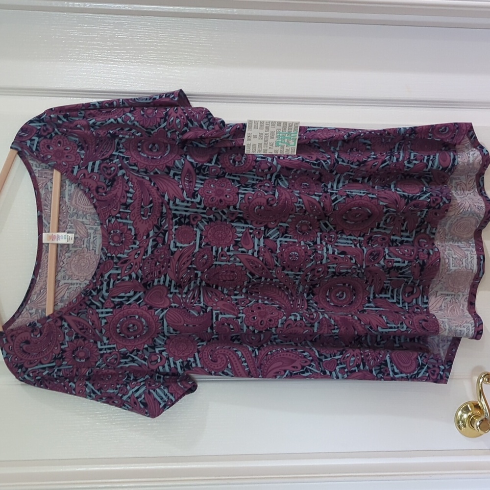 NWT LULAROE Classic T Sz 2x